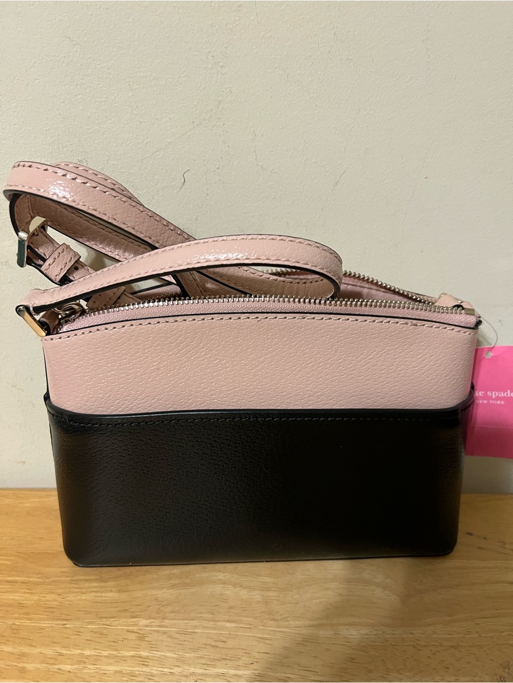 Kate Spade Two-Tone Pink and Black Crossbody Shoulder Bag - Picture 2 of 11